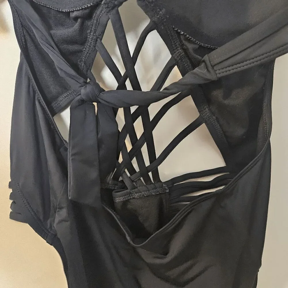 Sports Wear Strappy Cut Out One Piece Swimsuit NWT Womens Black Size Large